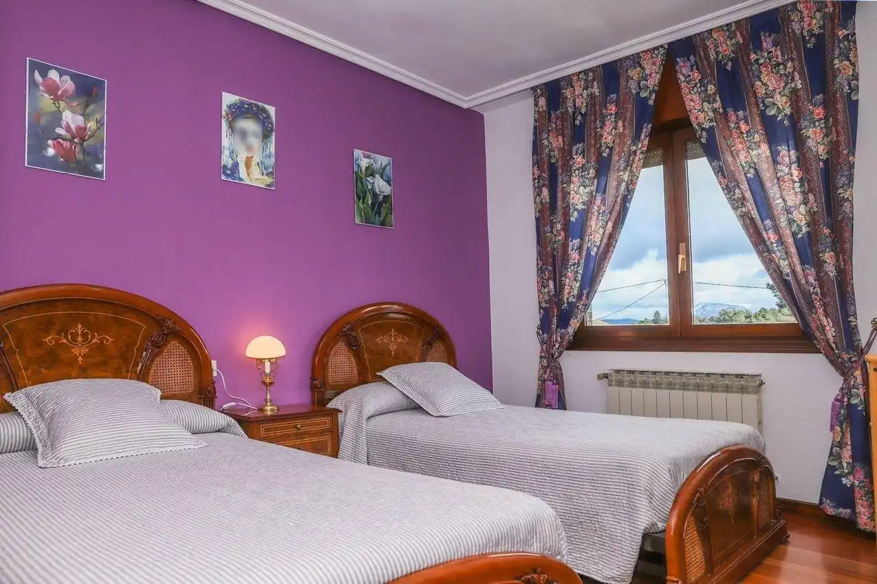 Habitación de Casa o chalet en venta en Trespaderne con Calefacción, Jardín privado y Terraza