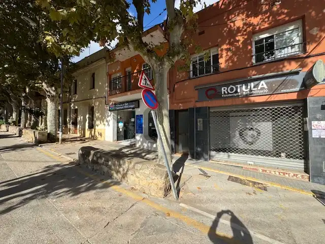 Vista exterior de Local en venta en Vilassar de Dalt con Calefacción y Alarma