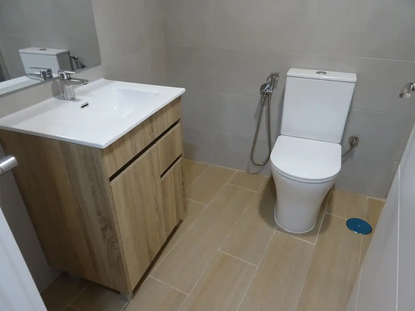 Badezimmer von Wohnung zur Miete in Getafe mit Heizung und Terrasse