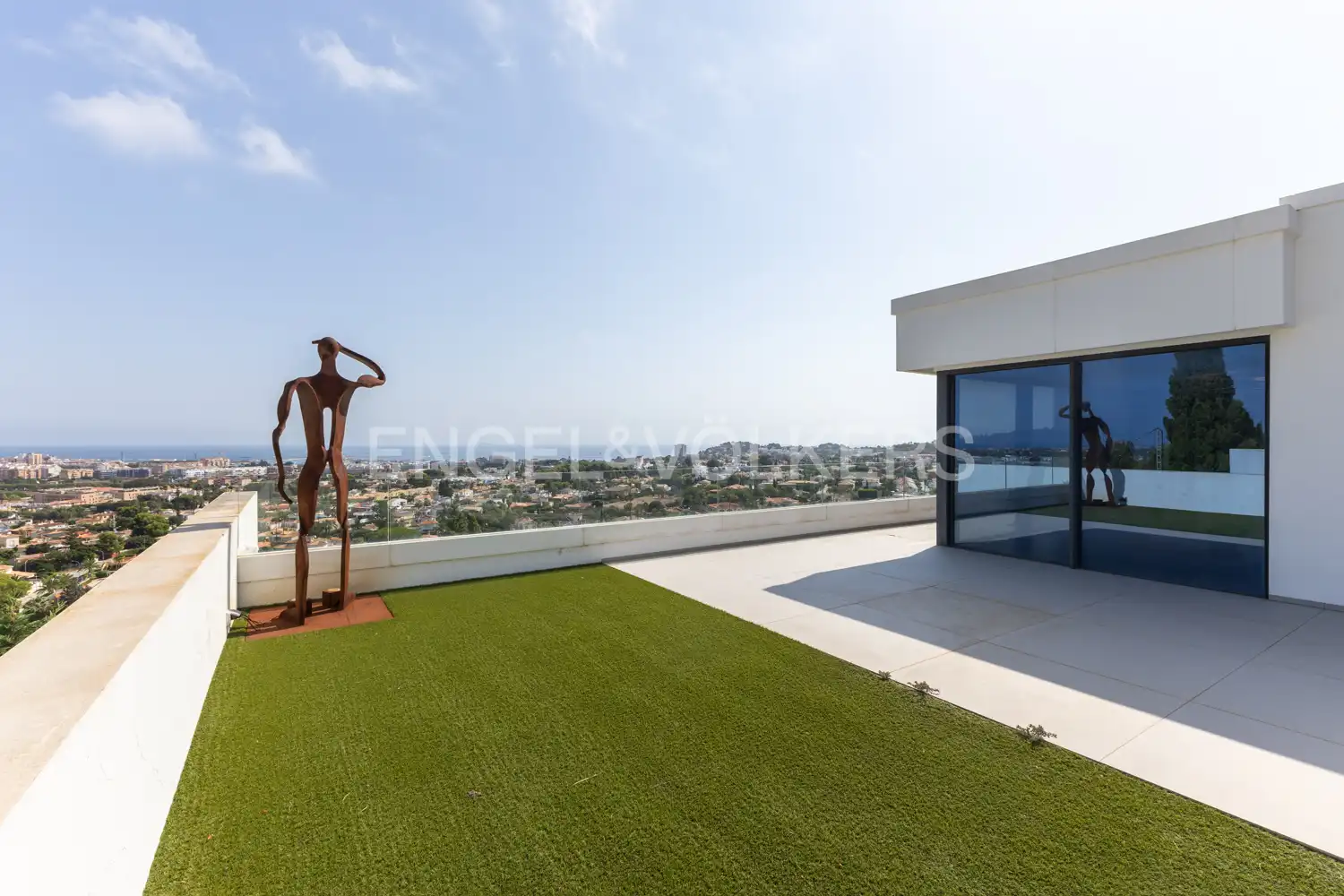 Terrasse von Haus oder Chalet zur Miete in Dénia mit Klimaanlage, Heizung und Privatgarten