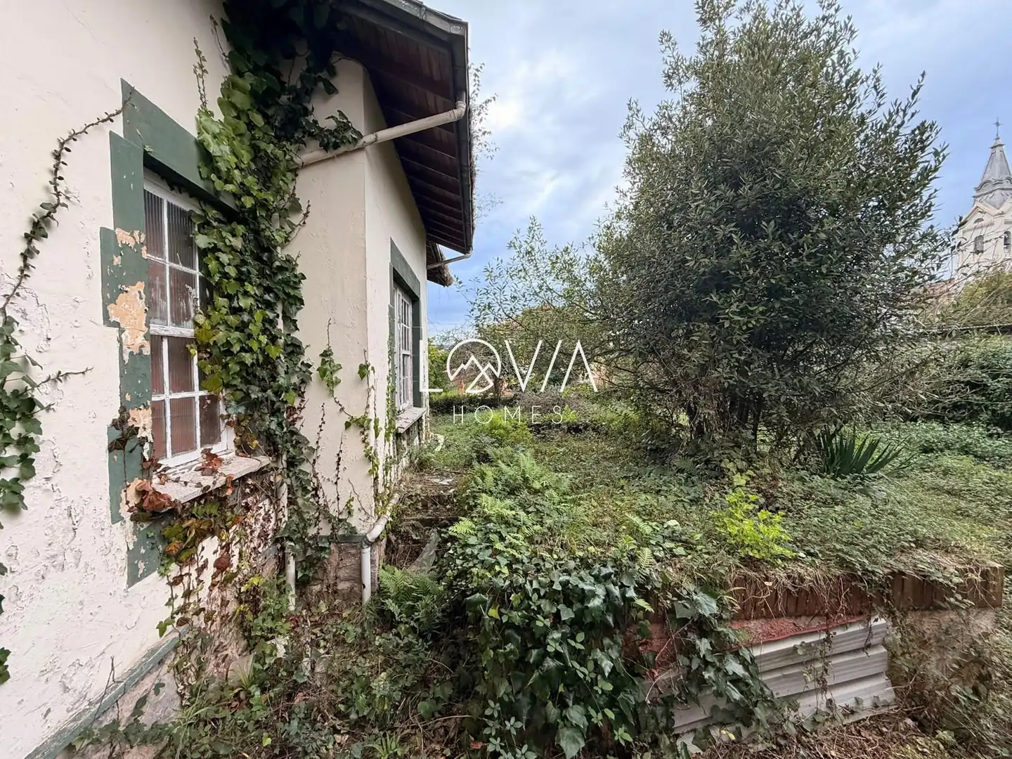 Casa o xalet en venda en El Carbayedo - El Quirinal