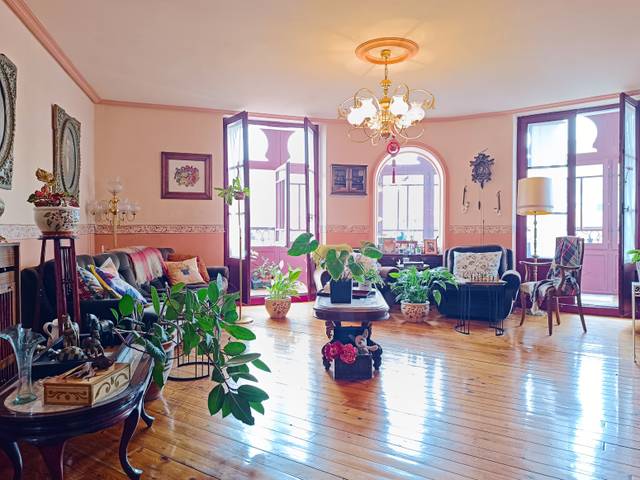 Piso en Venta en Casco Antiguo