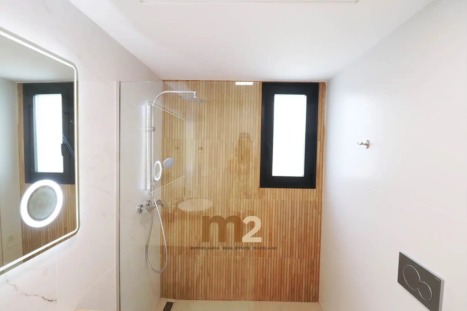 Baño de Casa o chalet en venta en Guardamar del Segura con Aire acondicionado, Calefacción y Jardín privado