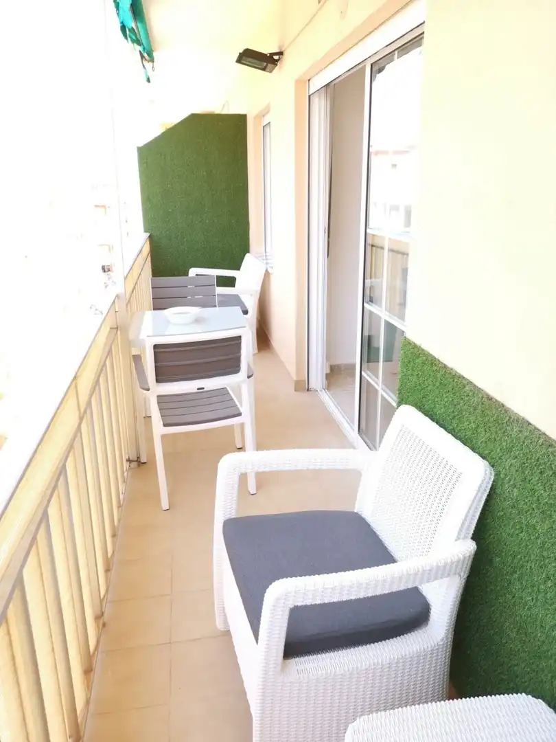 Terrassa de Àtic de lloguer en Torrevieja amb Aire condicionat, Calefacció i Terrassa