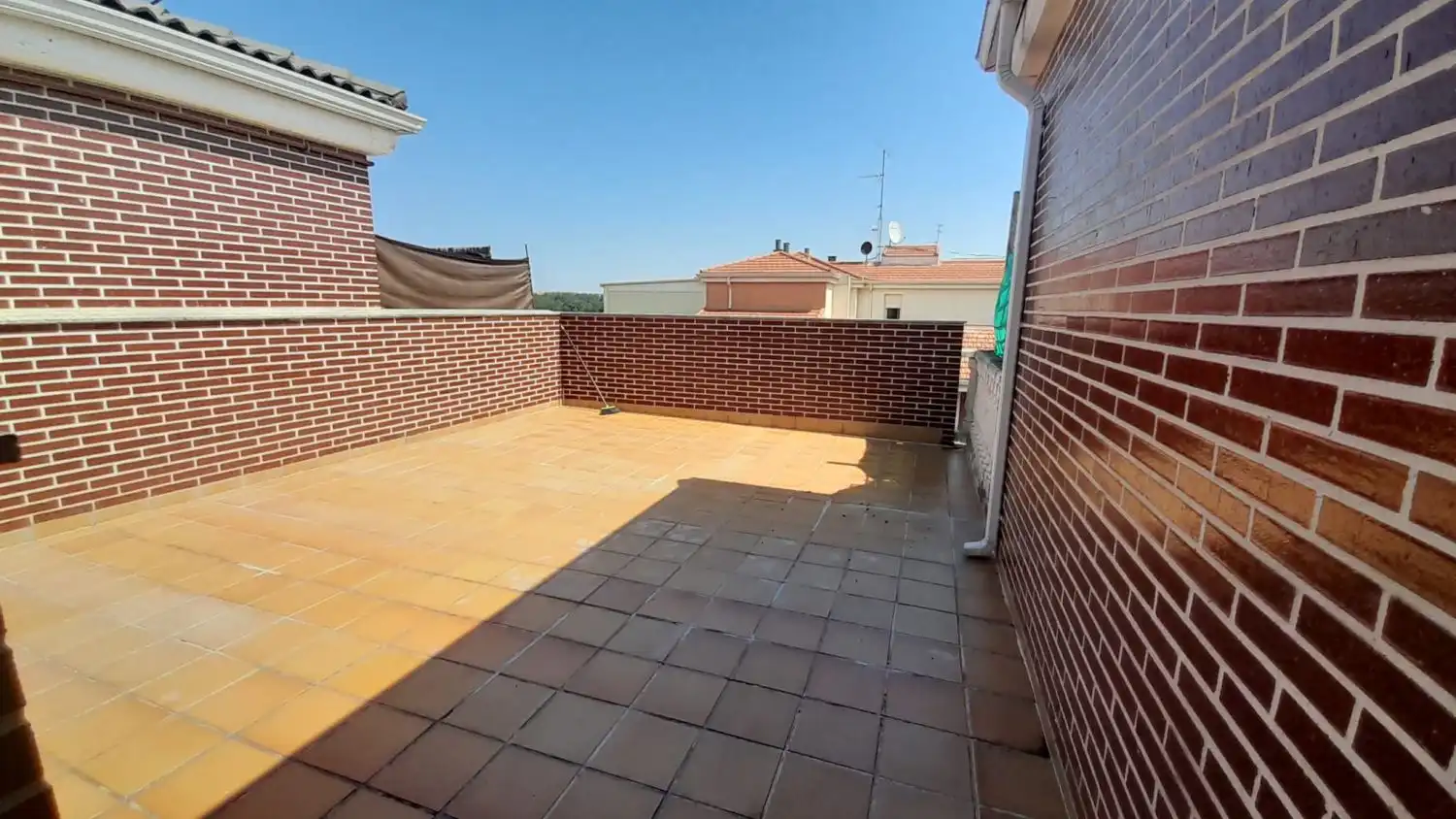 Terrassa de Àtic de lloguer en Santa Marta de Tormes amb Calefacció, Terrassa i Balcó