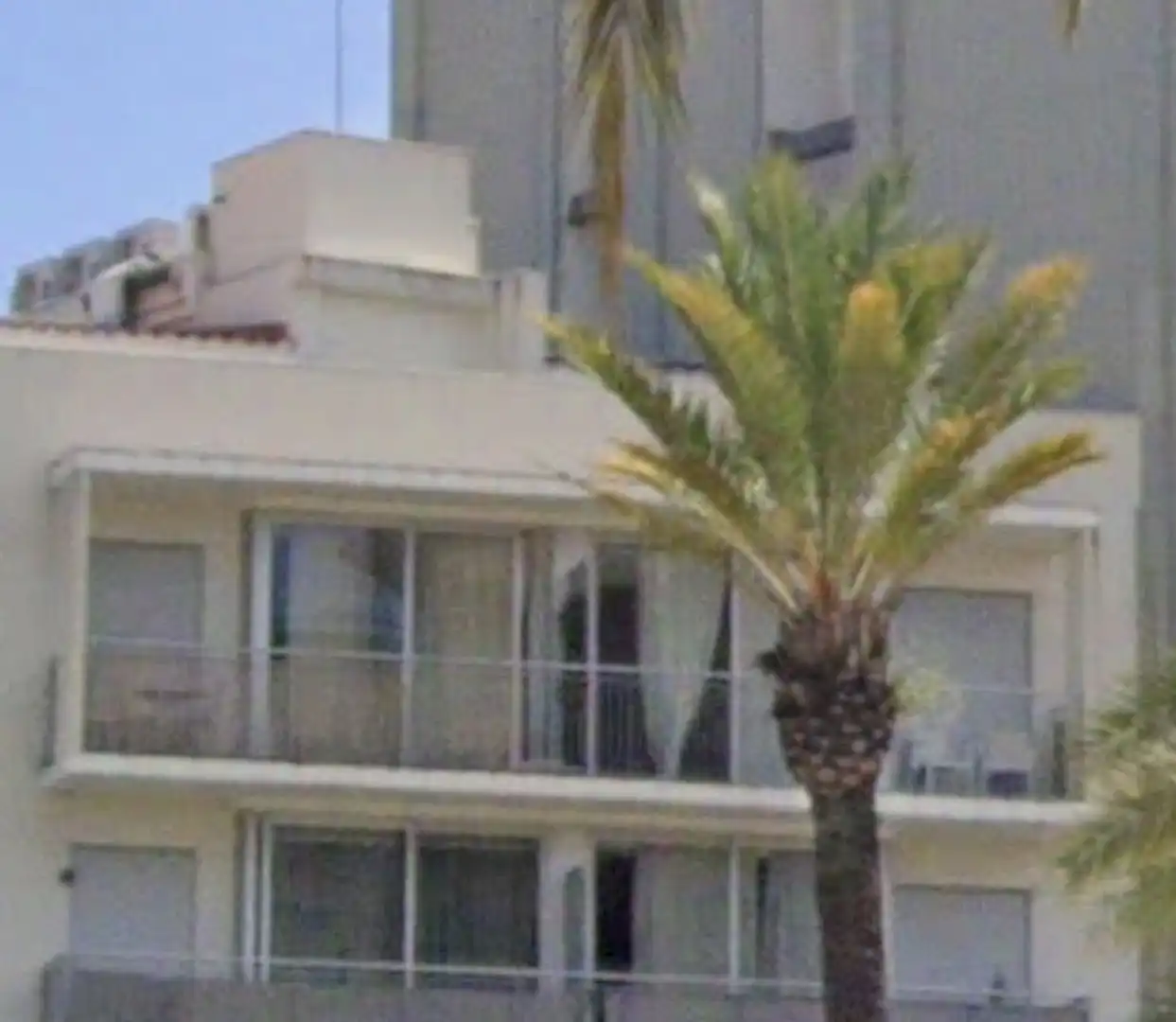 Außenansicht von Dachboden zum Verkauf in Badalona mit Klimaanlage, Heizung und Terrasse