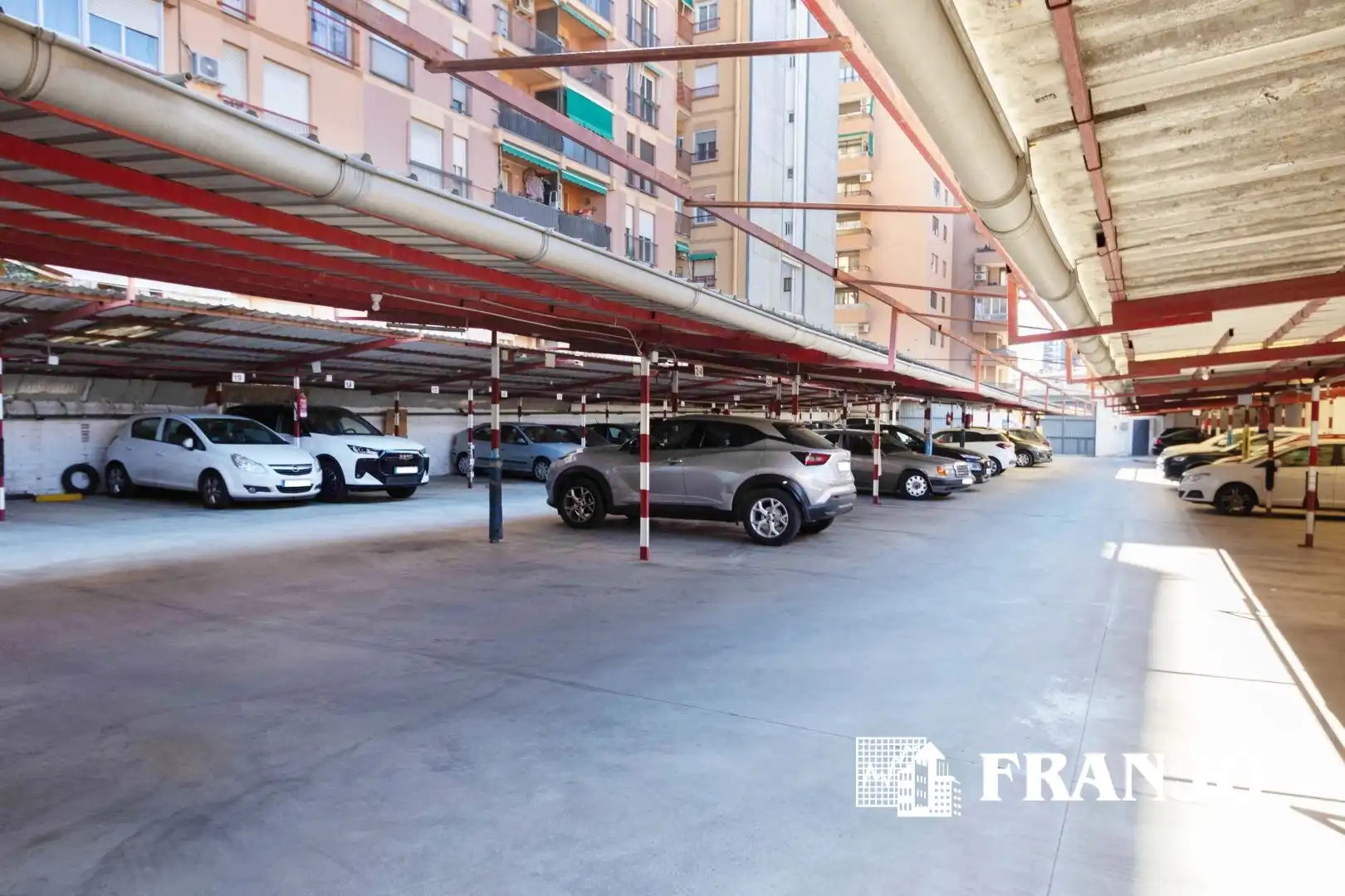 Parkplatz von Residential zum Verkauf in Sabadell