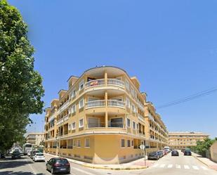 Vista exterior de Apartament en venda en Almoradí amb Terrassa i Balcó