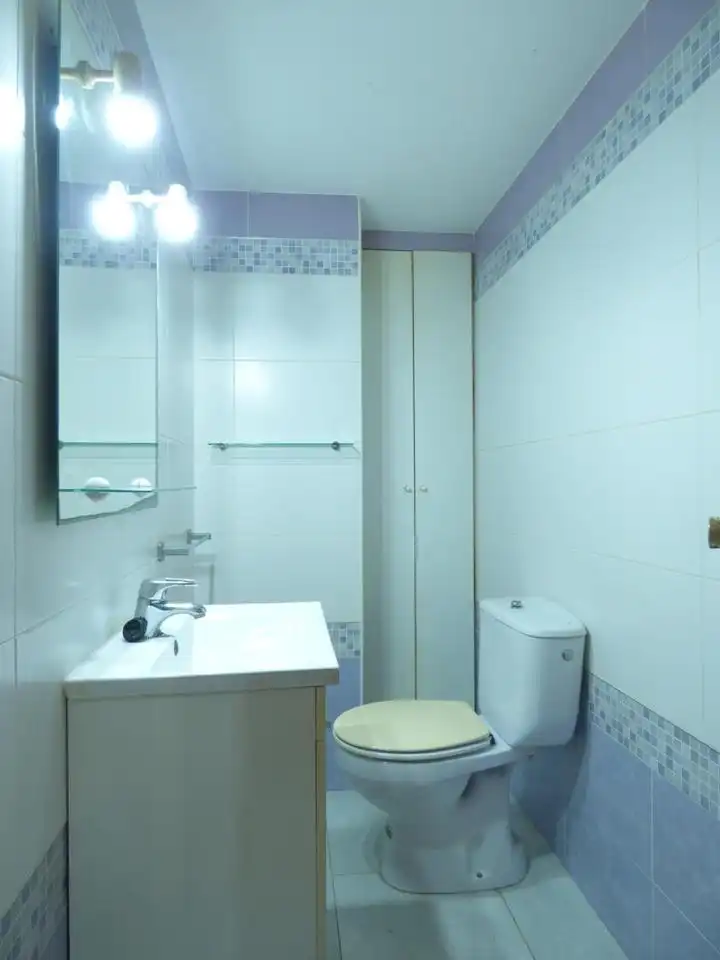 Badezimmer von Maisonette zum Verkauf in Benidorm mit Klimaanlage, Terrasse und Möbliert