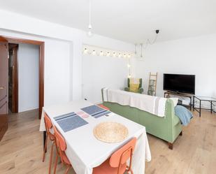 Living room of Flat for sale in  Granada Capital  with Air Conditioner, Terrace and Balcony