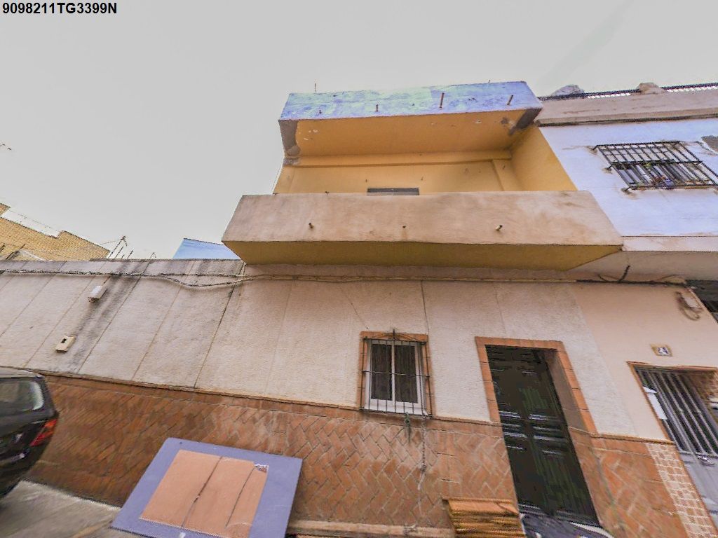 Exterior view of Flat for sale in  Sevilla Capital