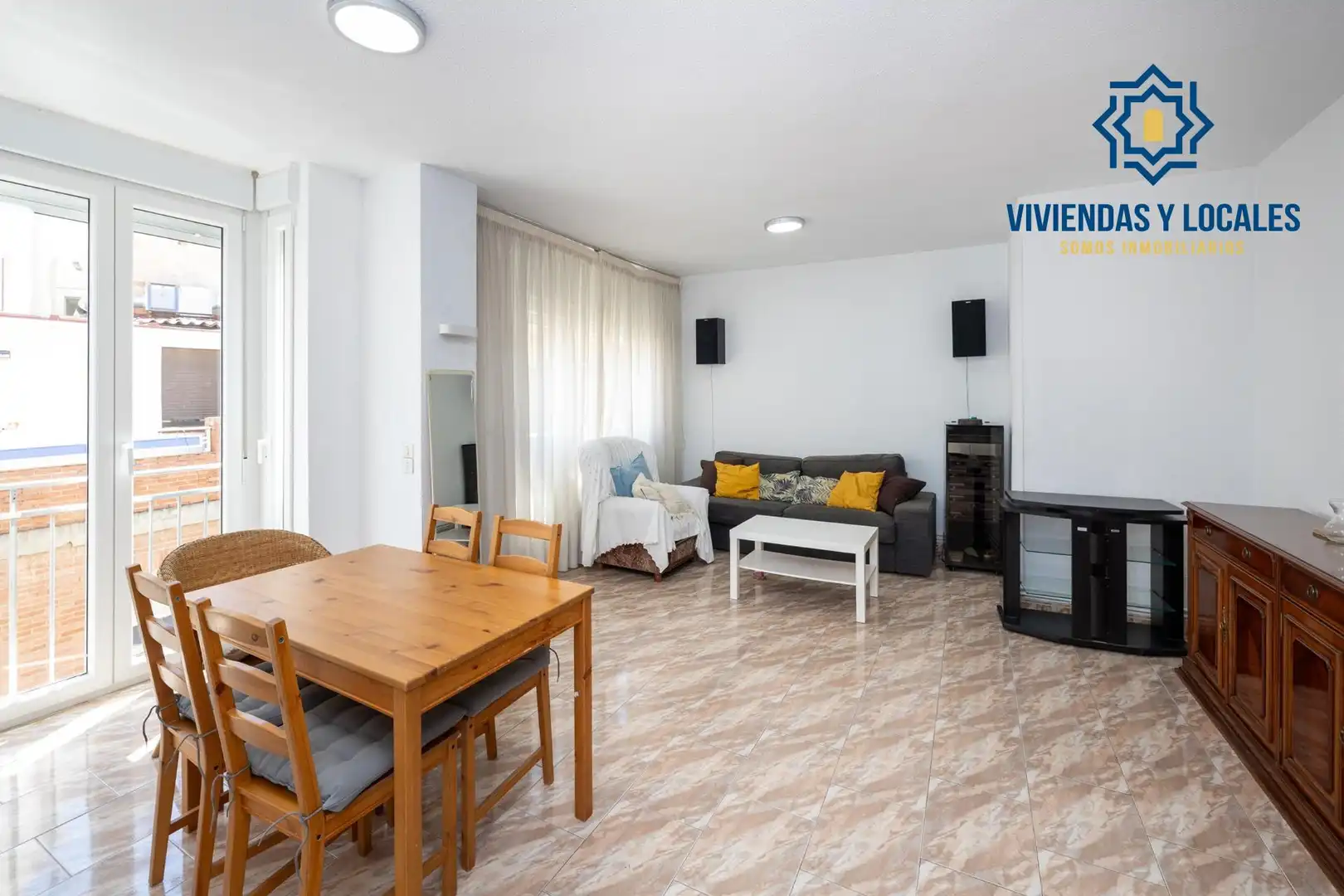 Flat with lift for sale in Calle Santa Paula, imagen 3