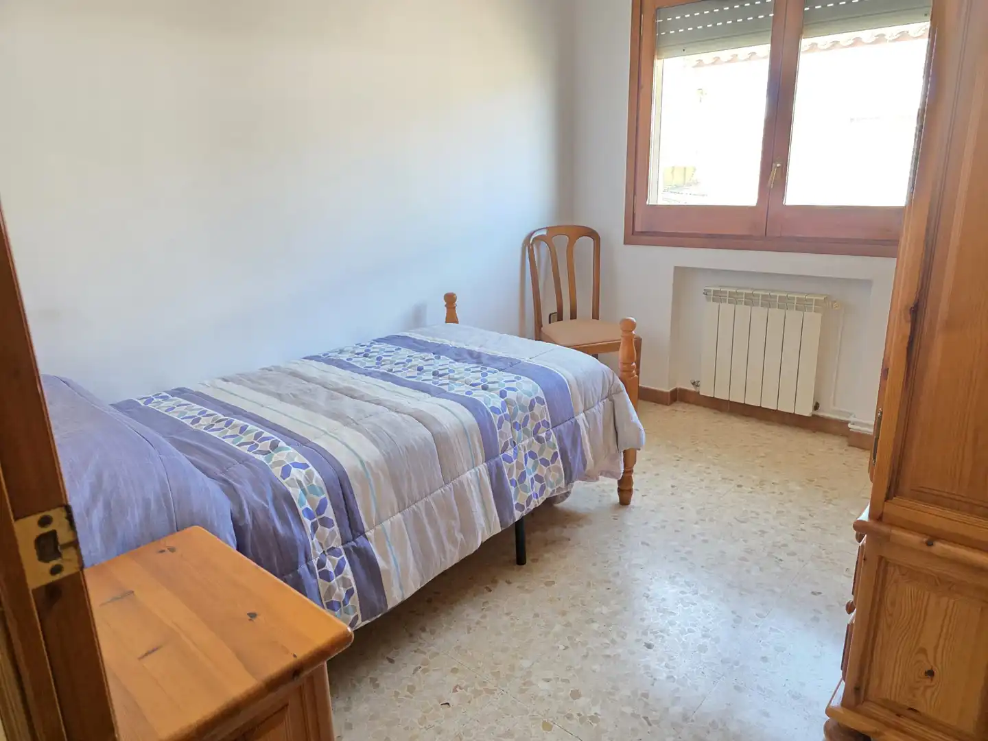 Habitación de Casa o chalet en venta en Montornès del Vallès con Calefacción, Jardín privado y Trastero