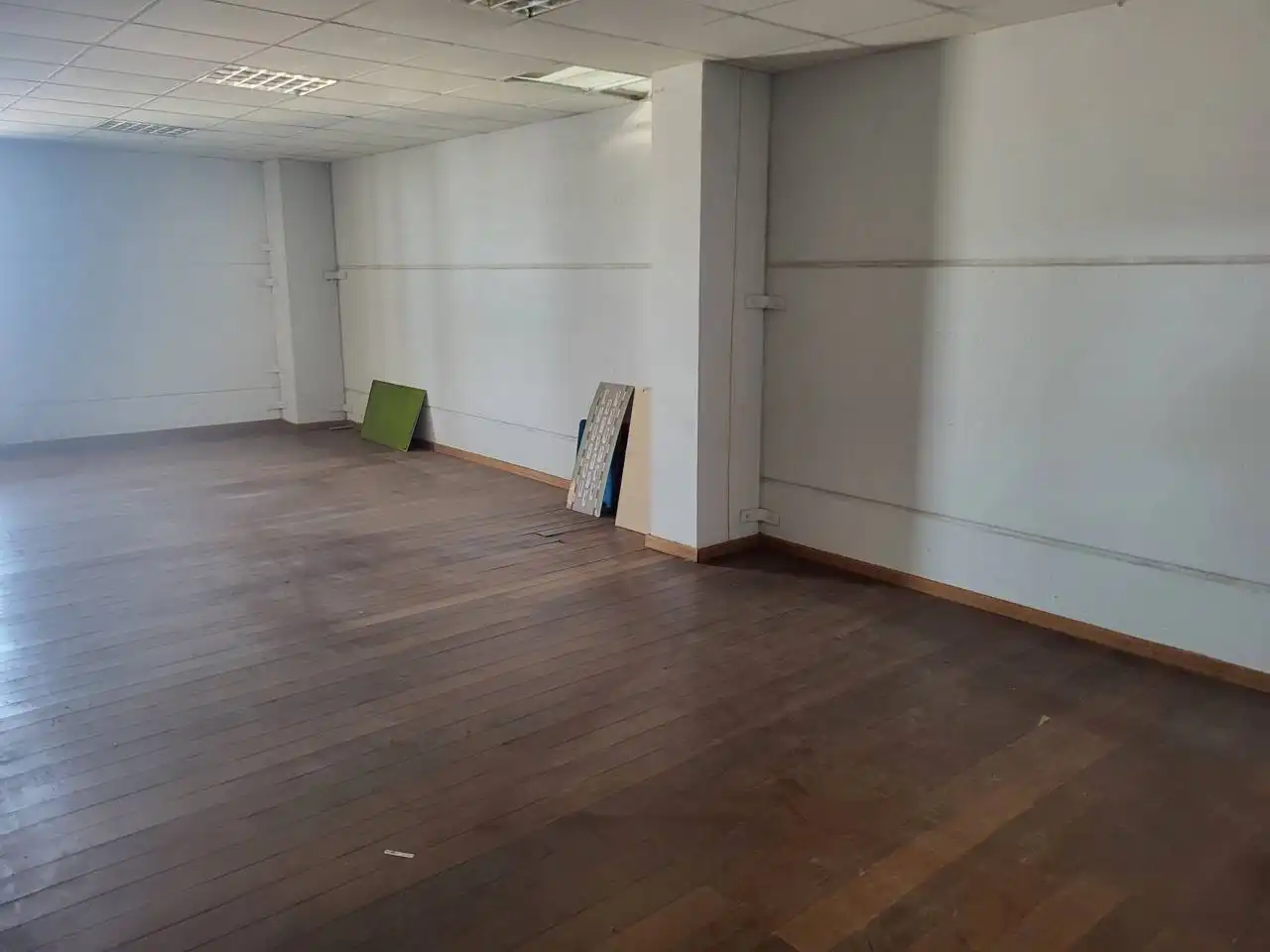 Fabrikhallen zur Miete in Sedaví