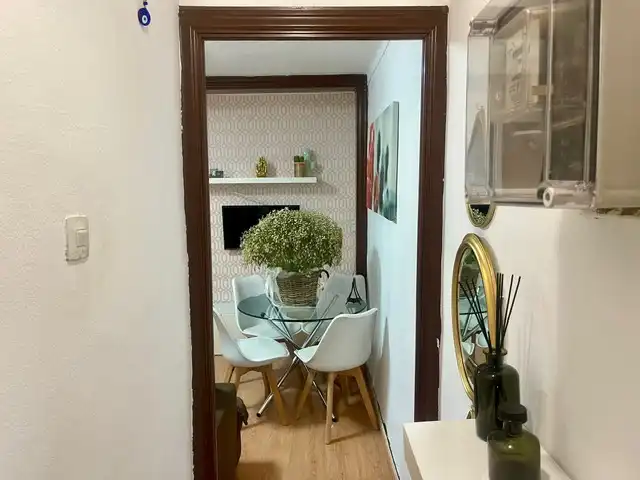 Comedor de Piso en venta en L'Hospitalet de Llobregat con Parquet y Amueblado