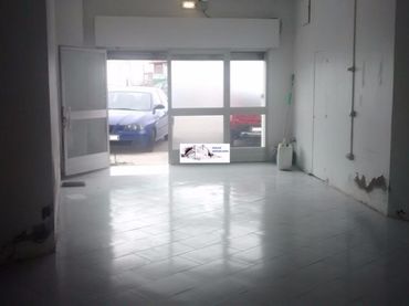 Locale commerciale in affitto a Avenida Orense