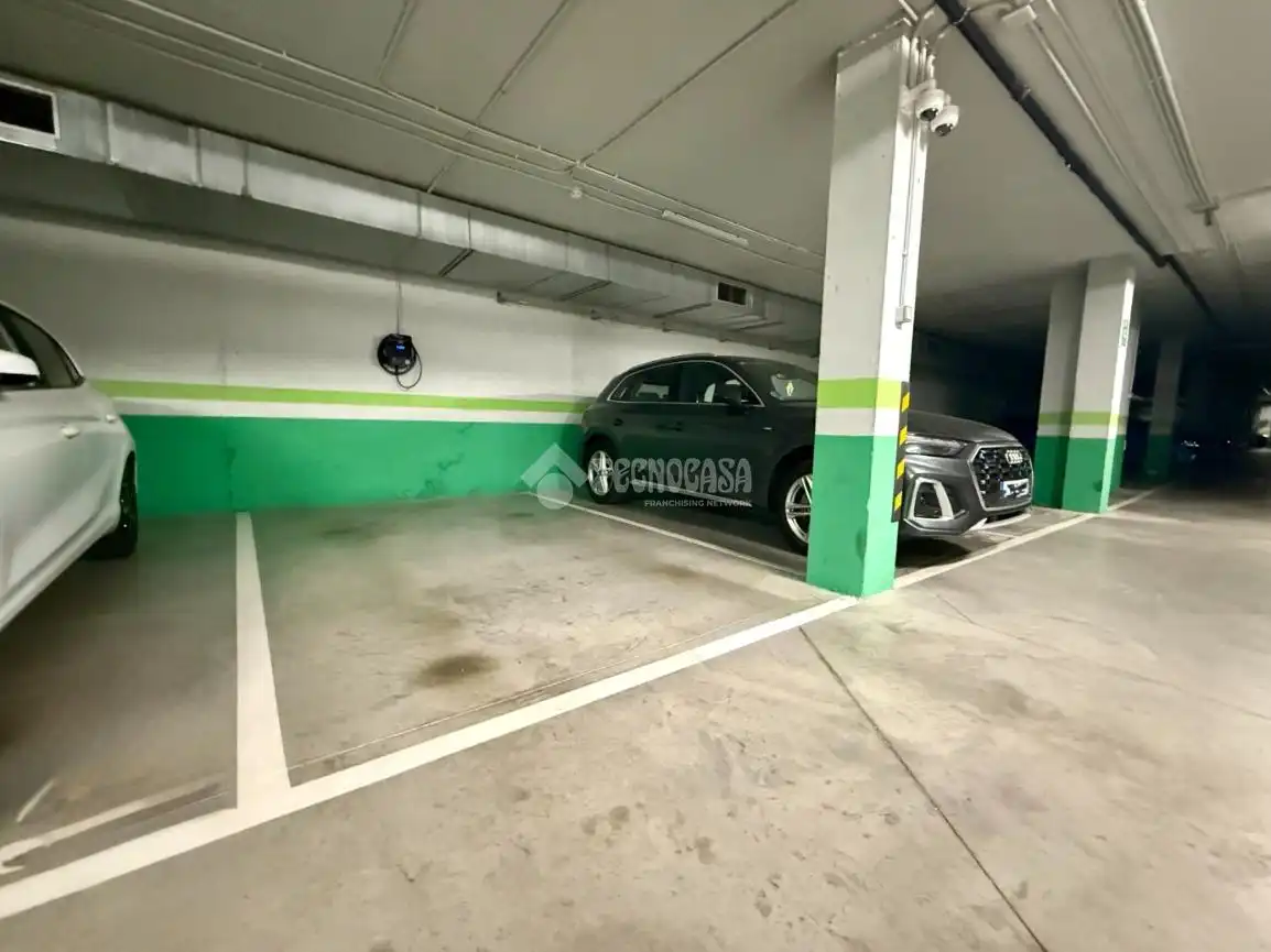 Parkplatz von Wohnung zum Verkauf in Alovera mit Klimaanlage und Gemeinschaftspool
