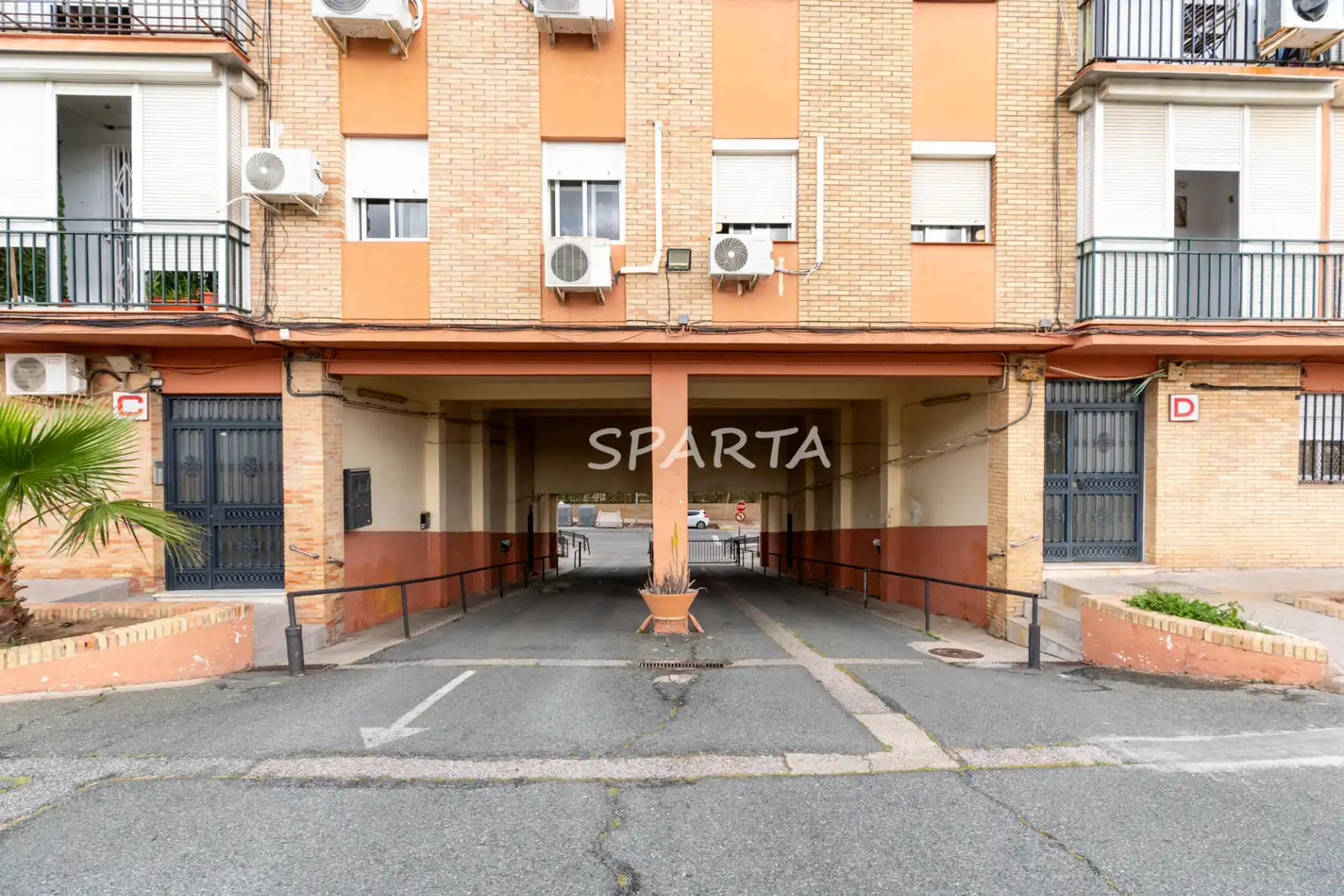 Parking de Piso en venta en Castilleja de la Cuesta con Aire acondicionado, Horno y Microondas