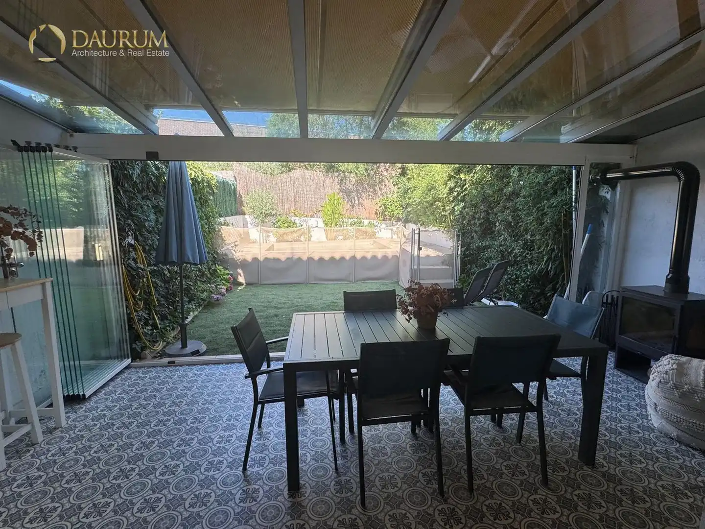Terraza de Casa adosada en venta en Pozuelo de Alarcón con Aire acondicionado, Calefacción y Jardín privado
