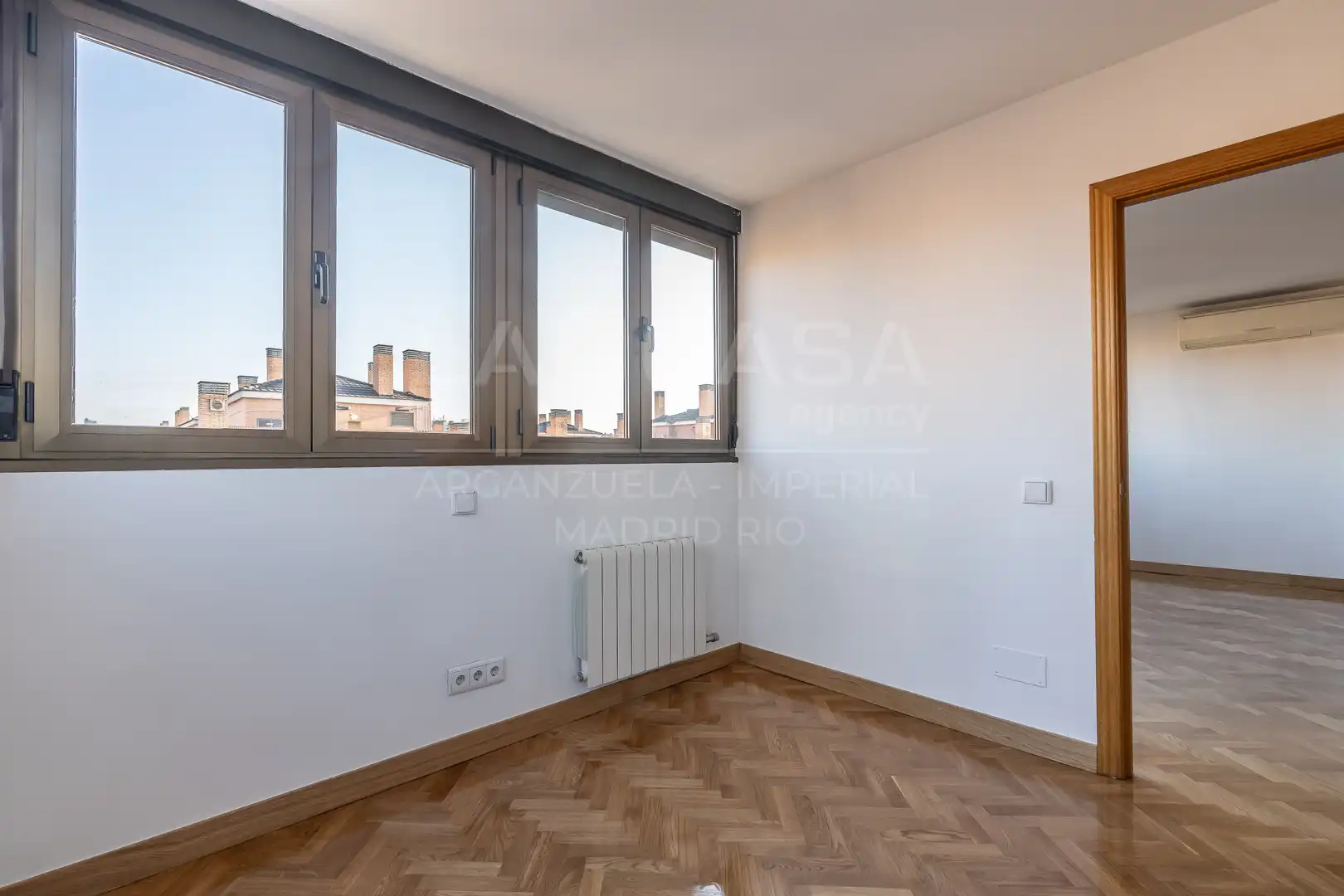 Dormitori de Àtic en venda en Madrid amb Calefacció i Terrassa