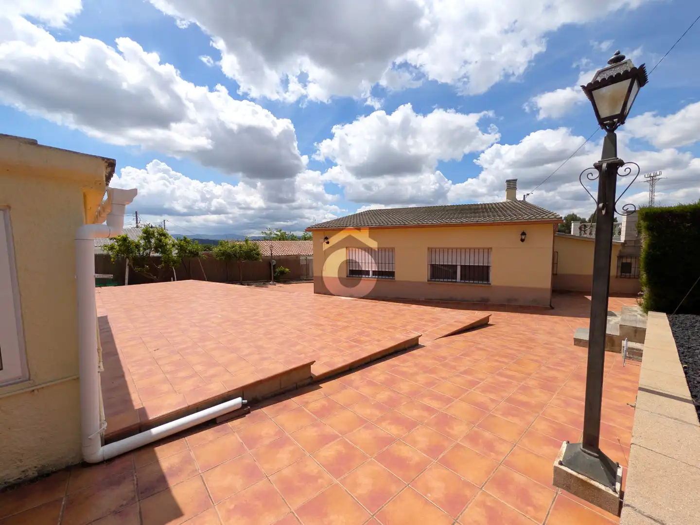 Vista exterior de Casa o chalet en venta en Esparreguera con Aire acondicionado, Calefacción y Parquet