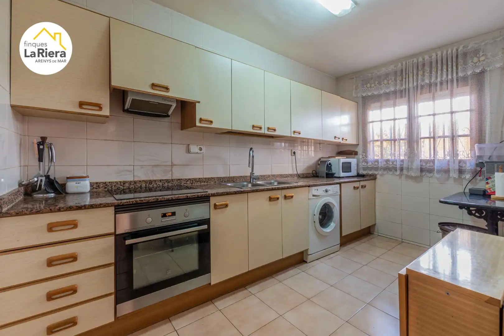 Cocina de Casa o chalet en venta en Arenys de Mar con Terraza, Trastero y Balcón