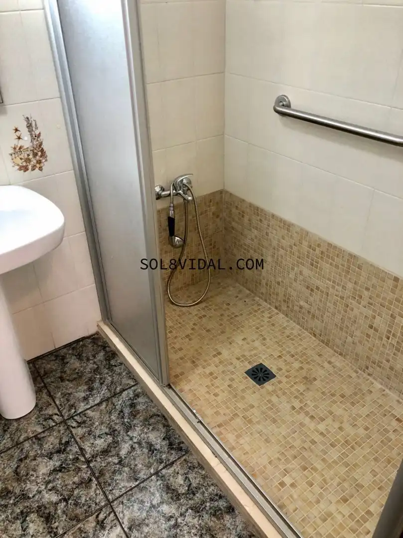 Bathroom of Flat for rent in Orihuela  with Furnished and Balcony