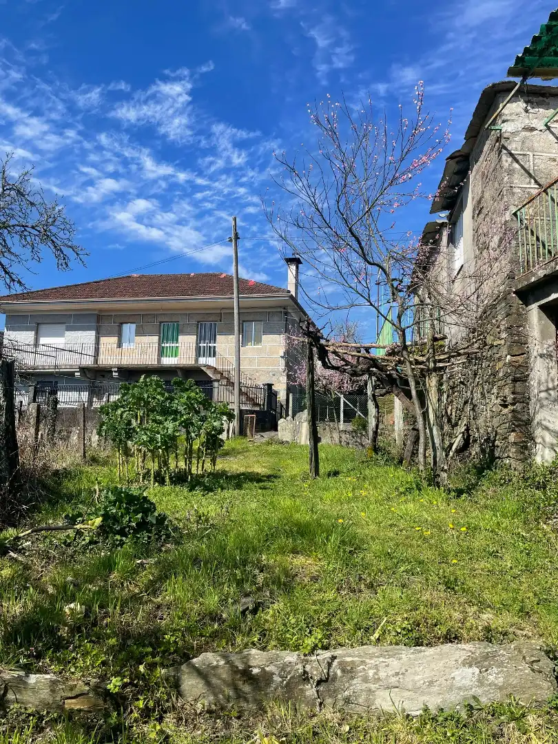 Casa rústica amb terrassa en venda a O Irixo, imagen 5