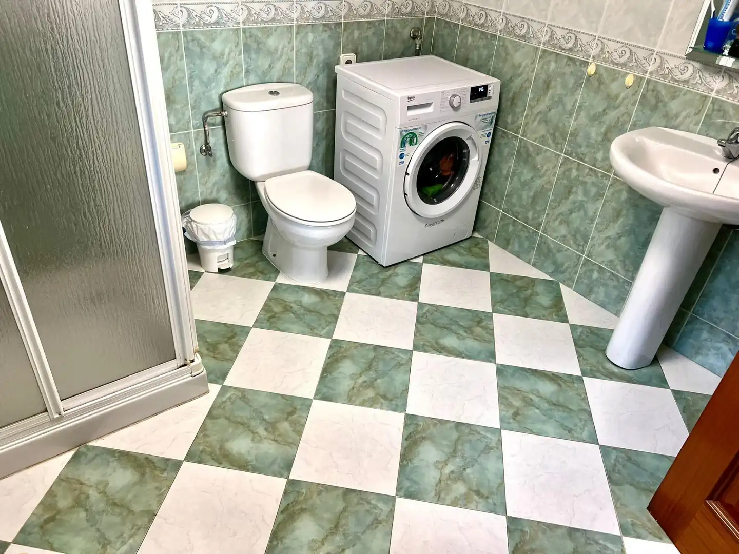 Bany de Casa o xalet en venda en Vélez-Málaga amb Traster, Piscina i Piscina comunitària