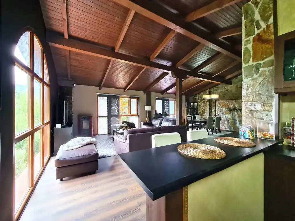Sala de estar de Casa o chalet en venta en Pravia con Calefacción, Jardín privado y Terraza