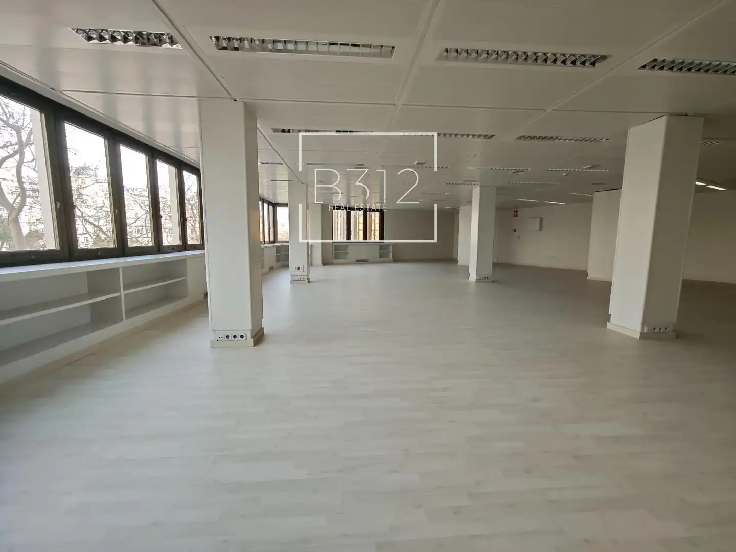 Ufficio con ascensore in affitto a Francesc Macià, imagen 4