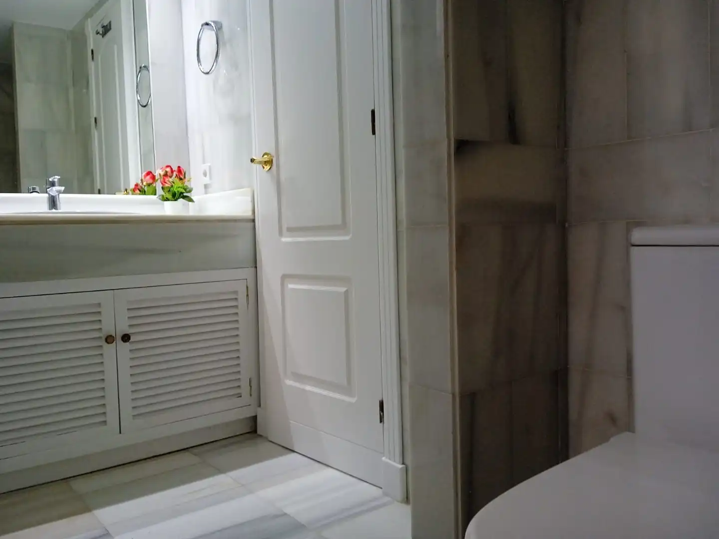 Apartamento con piscina en alquiler en Manzana-2, imagen 22