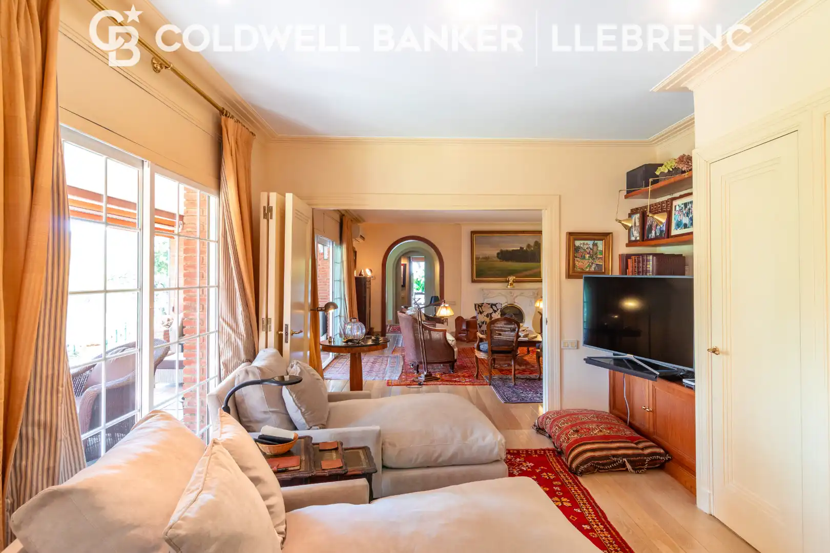 Sala de estar de Casa o chalet en venta en Barcelona con Calefacción, Jardín privado y Parquet