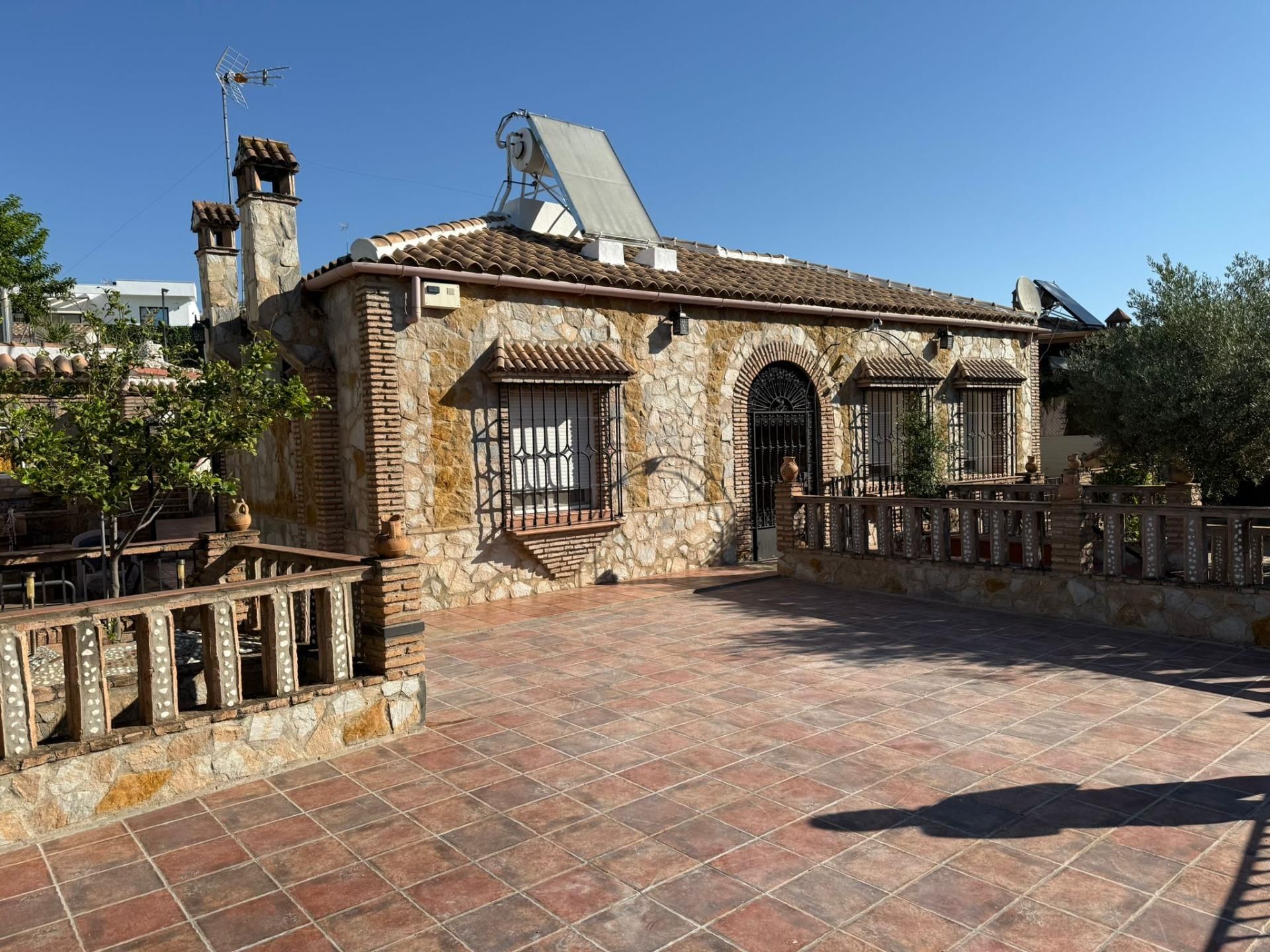 Vista exterior de Casa o chalet en venta en Écija con Aire acondicionado, Calefacción y Jardín privado