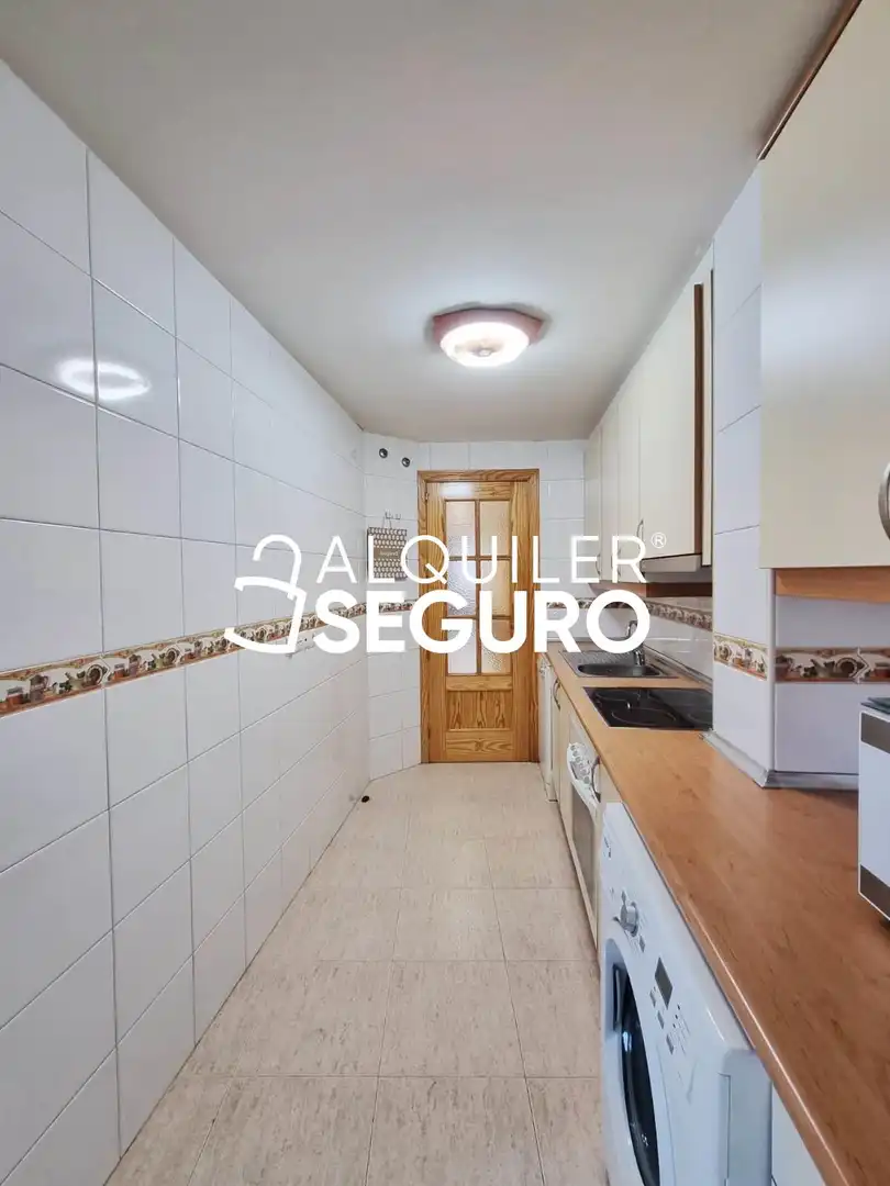 Küche von Wohnung zur Miete in Galapagar mit Klimaanlage, Heizung und Terrasse
