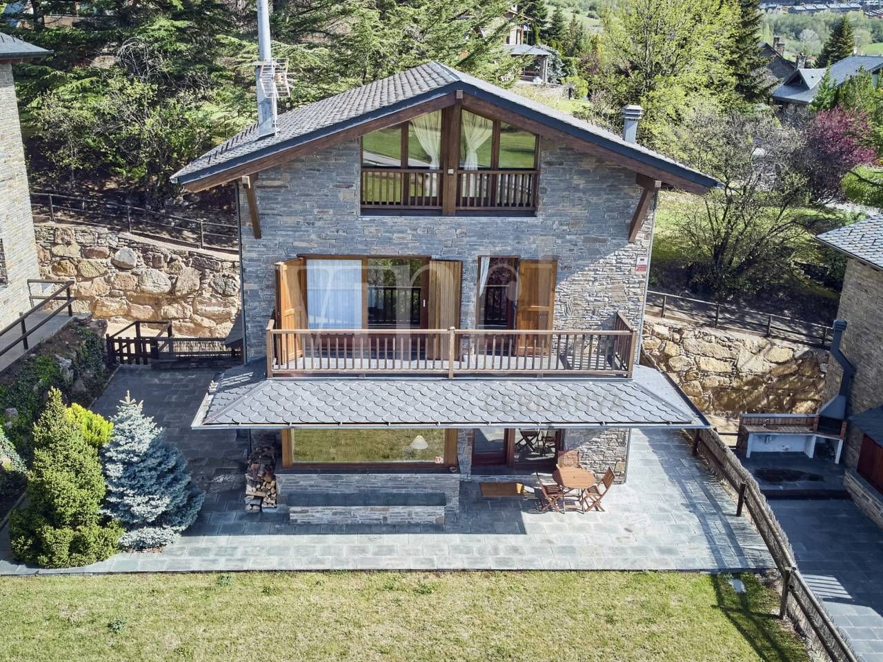 Vista exterior de Casa o xalet en venda en Ger amb Calefacció, Parquet i Terrassa