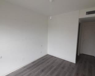 Bedroom of Flat to rent in Tres Cantos  with Heating, Terrace and Storage room
