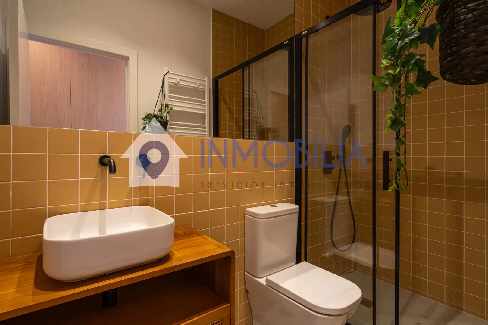 Badezimmer von Wohnung zum Verkauf in Madrid mit Klimaanlage, Heizung und Terrasse