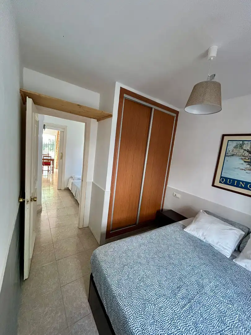 Habitación de Planta baja en venta en Estepona con Jardín privado, Terraza y Piscina