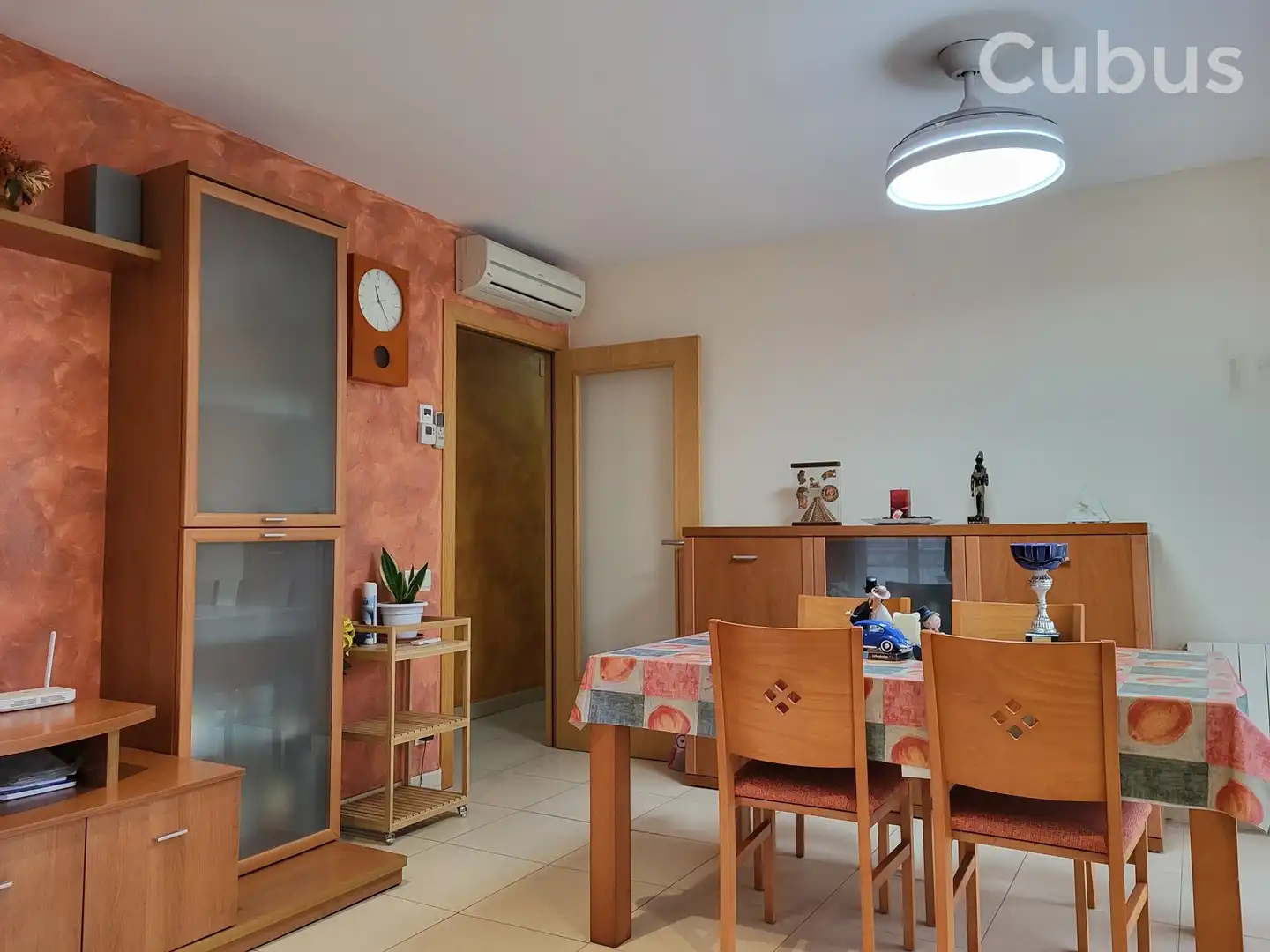 Dining room of Flat for sale in Olot  with Air Conditioner, Heating and Balcony