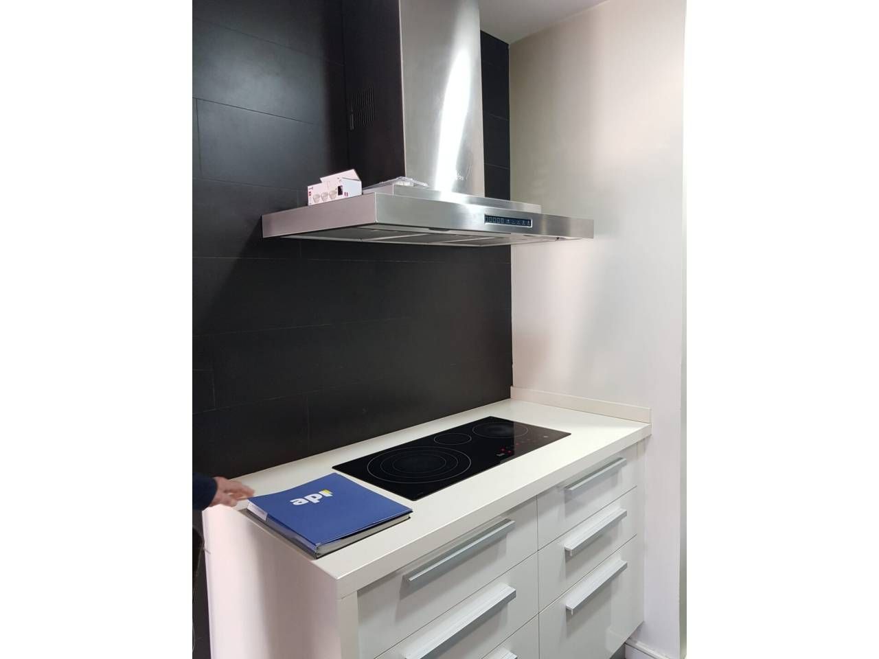 Pis en venda a Calle Escuela Pía, Centre , Centre - Sant Oleguer