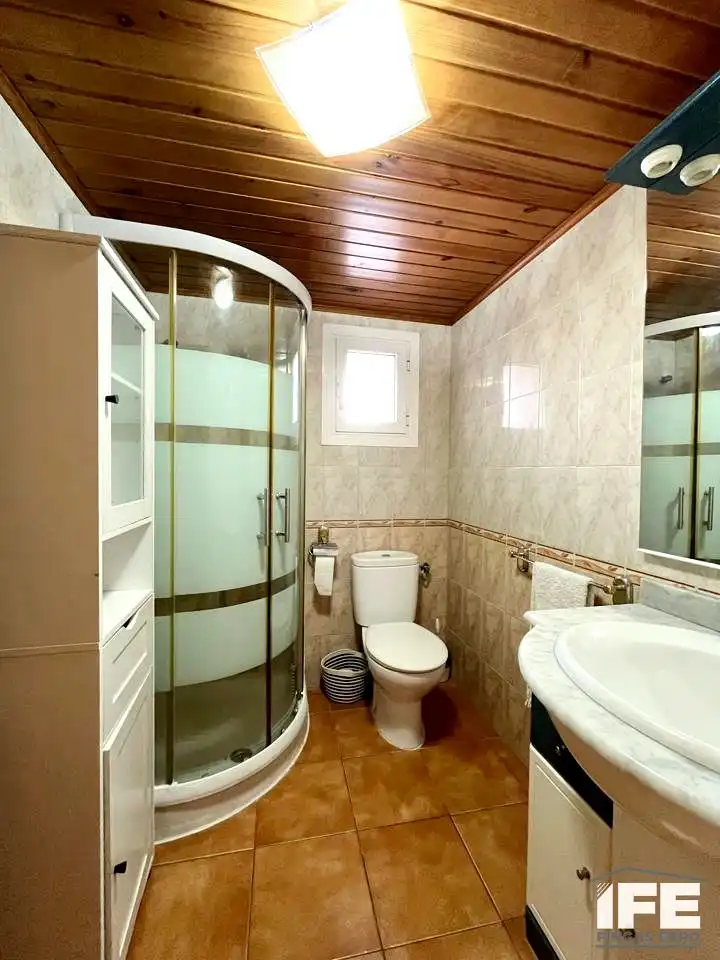 Bany de Casa o xalet en venda en Remolinos amb Aire condicionat i Calefacció