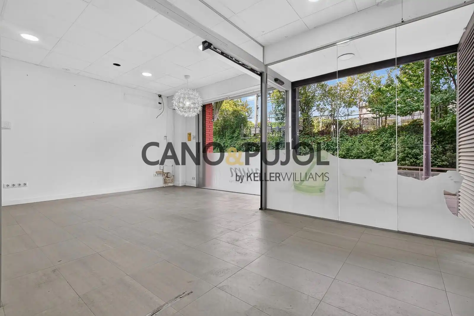 Local comercial en alquiler en LLUIS COMPANYS, imagen 9