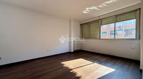 Photo 3 of Flat for sale in Vinateros, Madrid Capital