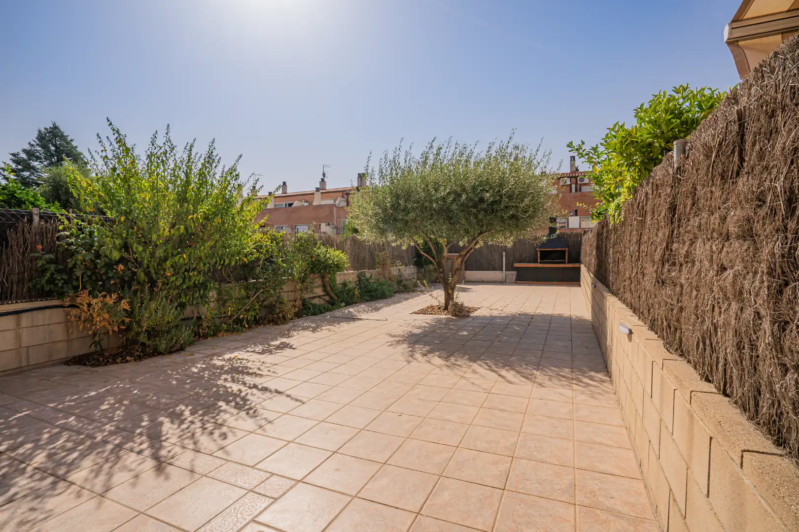 Terrassa de Casa adosada en venda en Castellar del Vallès amb Aire condicionat, Calefacció i Jardí privat