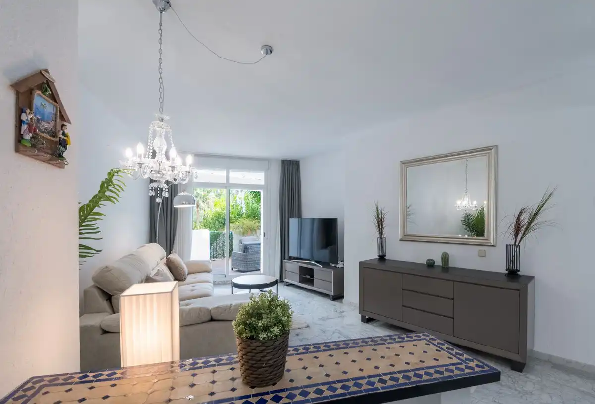 Living room of Ground floor for sale in Marbella  with Air Conditioner, Terrace and Storage room