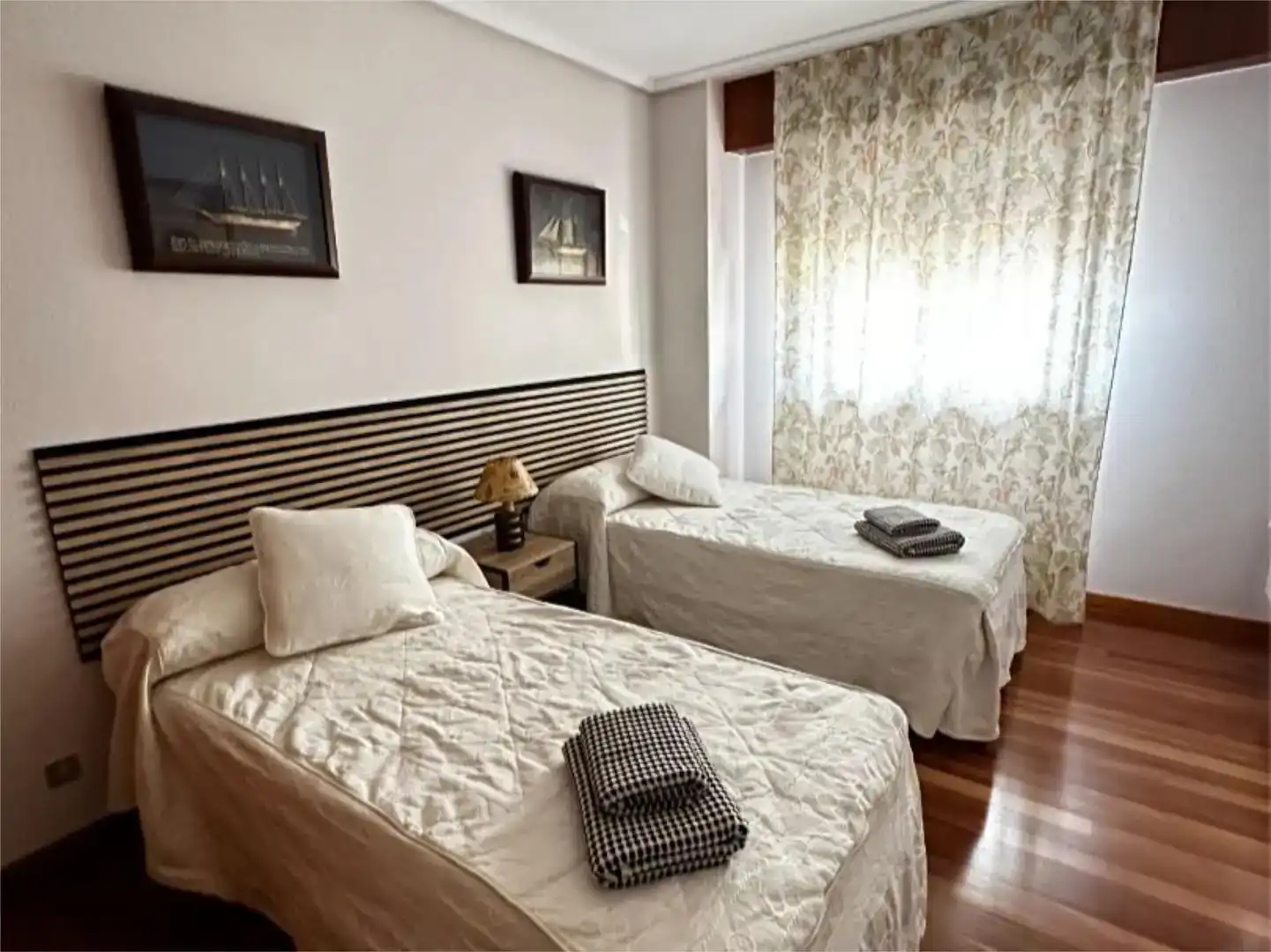 Bedroom of Flat for rent in Santoña  with Private garden, Parquet flooring and Storage room