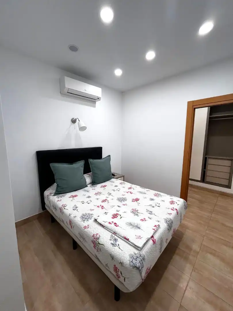 Schlafzimmer von Einfamilien-Reihenhaus zur Miete in Alhaurín El Grande mit Klimaanlage, Terrasse und Abstellraum