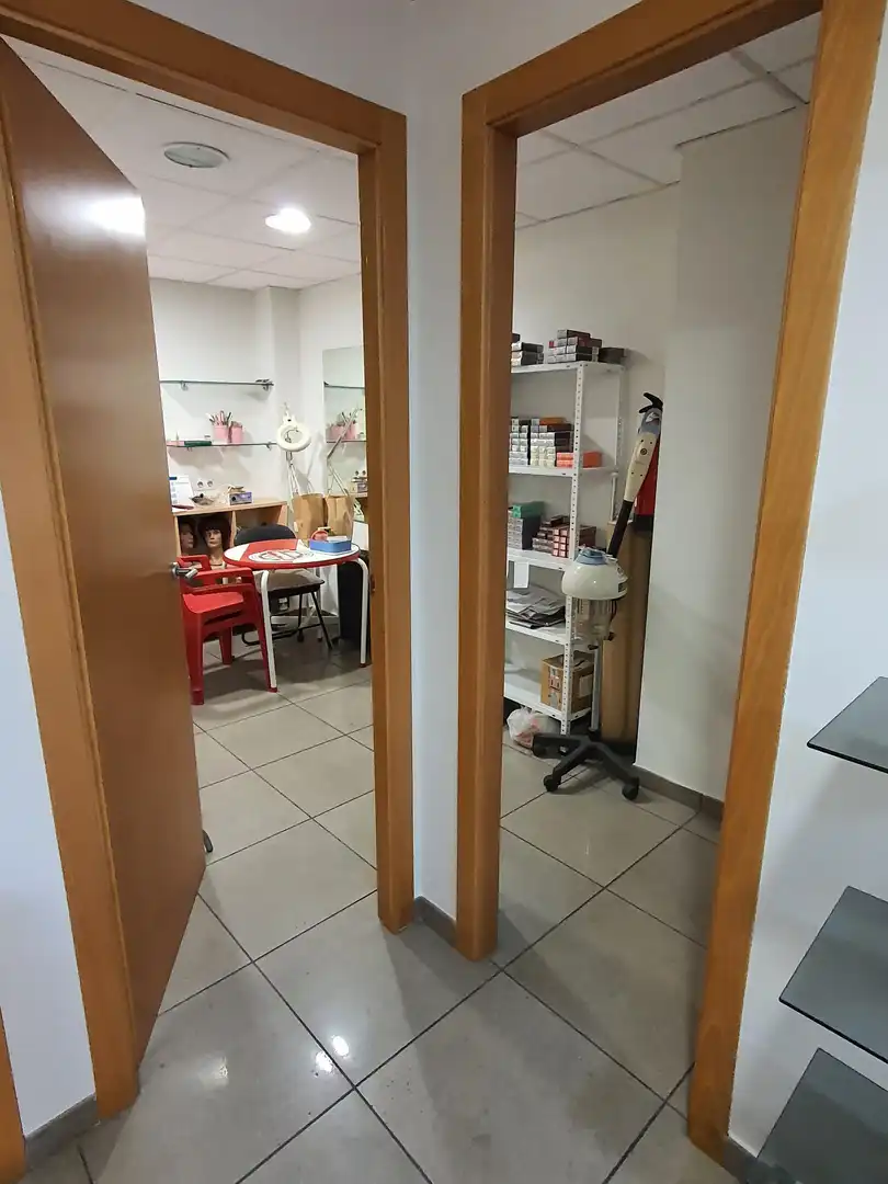 Local comercial en venda a Sur, imagen 17