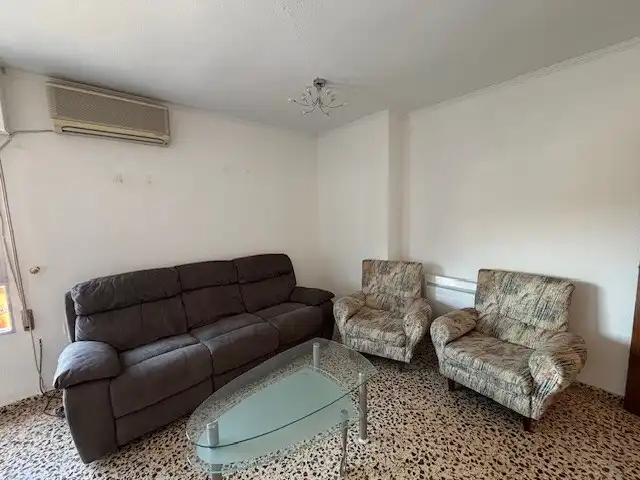 Flat for sale in Salinas